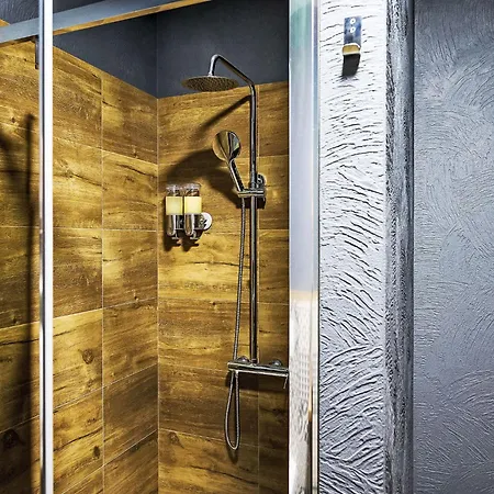 Studio Anenske Udoli-3 By Interhome * هاراشوف